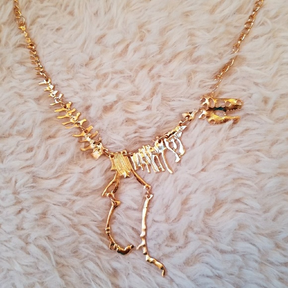 Jewelry - NWT T-rex Necklace